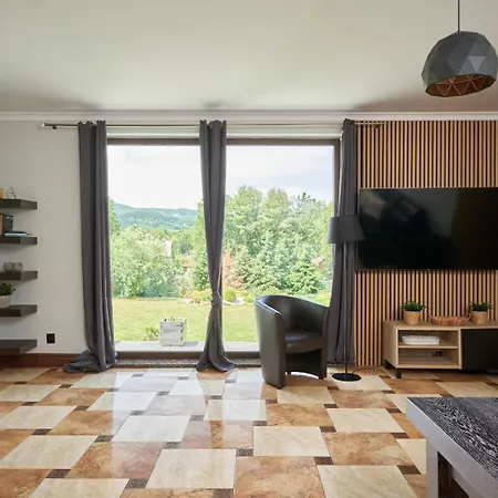 Everysky בית נופש קרפאז'